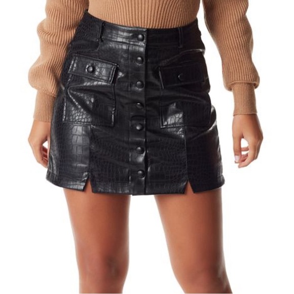 NWT SAM EDELMAN FAUX LEATHER CROC PRINT BUTTON MINI SKIRT SIZE S/XS - Picture 7 of 11